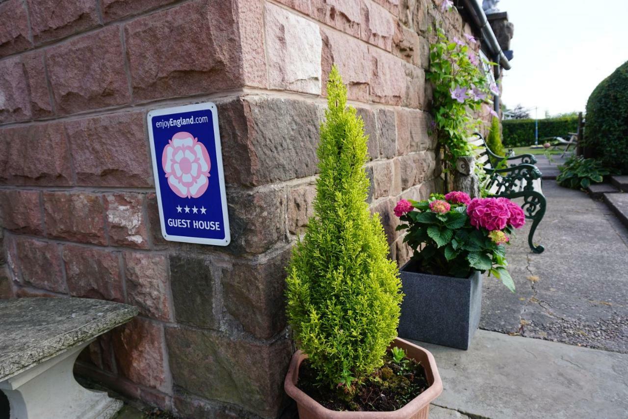 Chapel Croft Guest House Biddulph  Zewnętrze zdjęcie