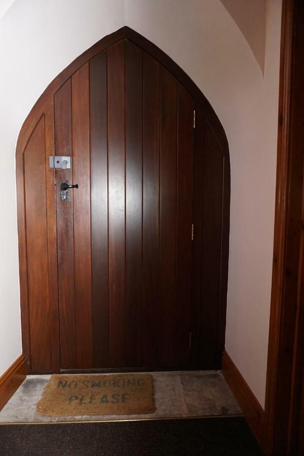Chapel Croft Guest House Biddulph  Zewnętrze zdjęcie